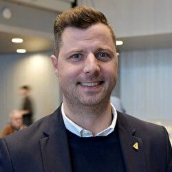 Martin Zumbühl — Versione 2