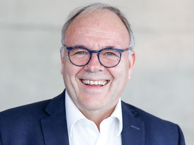 Erwin Schwarz — Versión 1
