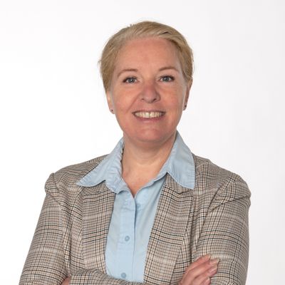 Dominique Messmer — Version 4