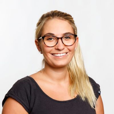 Julia Stockmann — Versiun 1