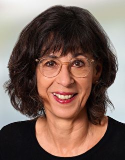 Angelika Zarotti — Version 1