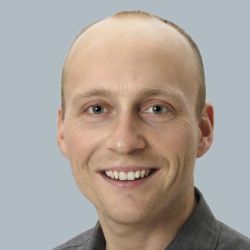 Christoph Daeniker — Versión 1