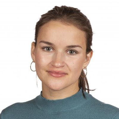 Elisa Nobs — Versión 1