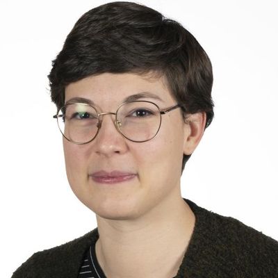 Laura Zahnd — Versión 1