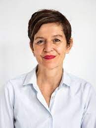Daniela Minikus — Versione 1