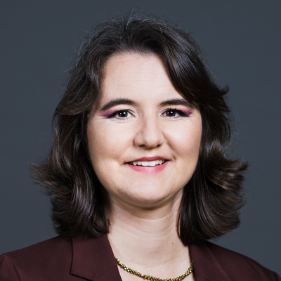 Simone Brander — Version 3