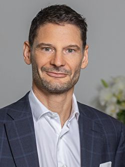 Roman Hermann — Versiun 1