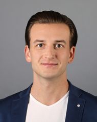 Luka Vojinovic — Versiun 1
