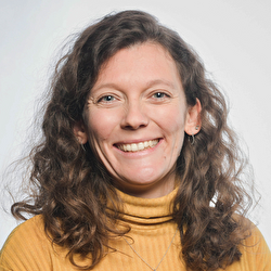 Nicole Silvestri — Version 1