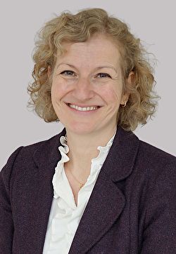 Simone Wegmann — Version 1