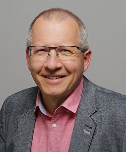 Samuel Wüst — Versiun 2