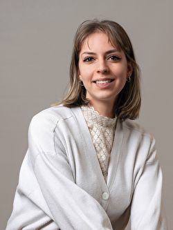 Celia Hubmann — Versão 4