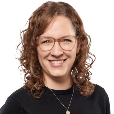 Laura Curau — Version 1