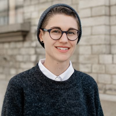 Esther Meier — Version 1