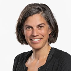 Esther Schwarz — Versione 1