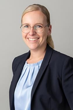 Sandra Adank-Arioli — Version 2