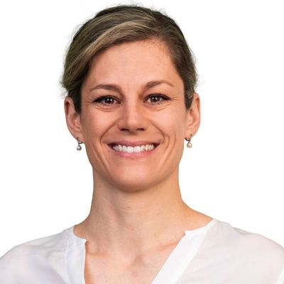 Manuela Nyffeler — Versão 1