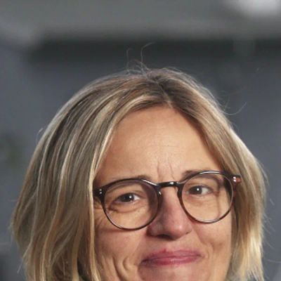 Jacqueline Roiz — Version 1