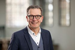 Raphael Lanz — Version 4