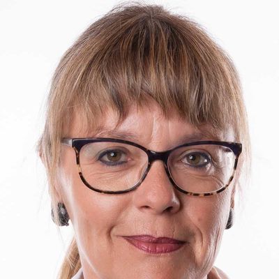Petra Kuster — Version 1