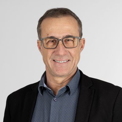 Daniel Hettich — Version 3