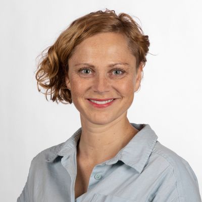 Alexandra Dill — Version 2