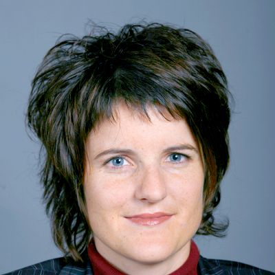 Jasmin Hutter — Version 1