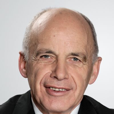 Ueli Maurer — Version 1