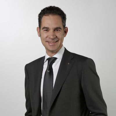 Hugues Hiltpold — Version 1