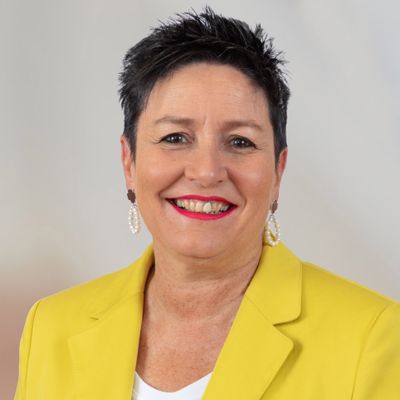 Daniela Schneeberger — Version 1