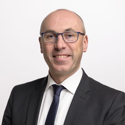 Manfred Bühler — Versione 1
