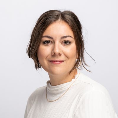 Samira Marti — Version 1