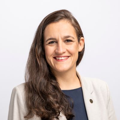 Marionna Schlatter — Version 1
