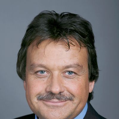 Maurice Chevrier — Version 1