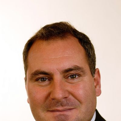 Bernhard Hess — Version 4