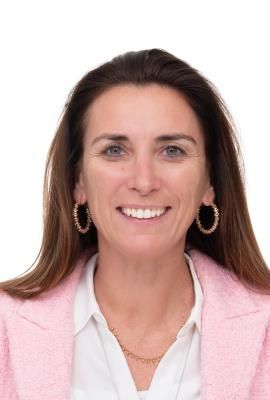 Sophie Moura — Version 1
