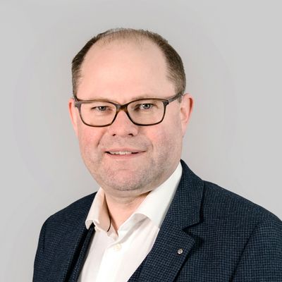 Adrian Hager — Version 1