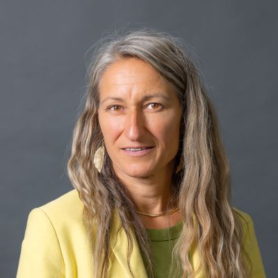 Flavia Brüesch — Versión 1