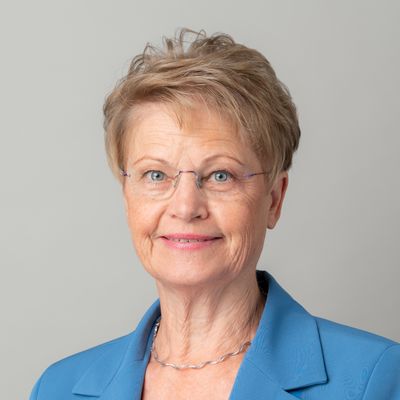 Piera Furger — Version 1