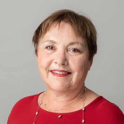 Silvia Hofmann — Versione 1