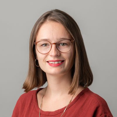 Julia Müller — Version 1