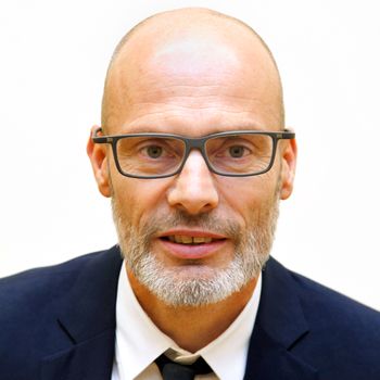 Philippe Eggertswyler — Version 1
