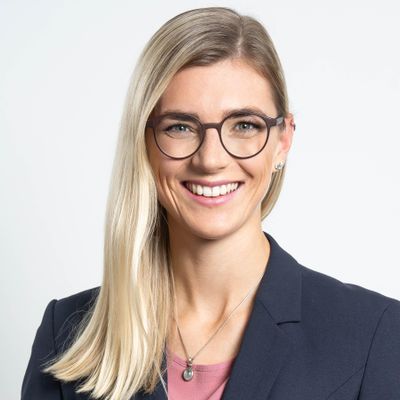 Vivienne Oggier — Version 2