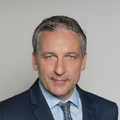 Dominik Gemperli — Version 3