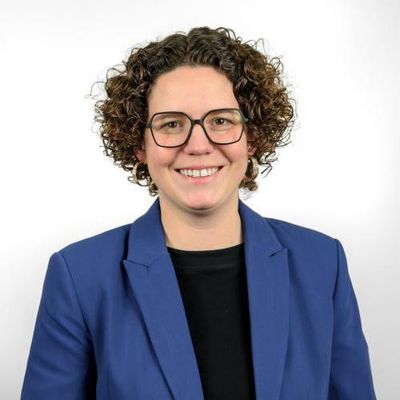 Nina Schärrer — Version 1