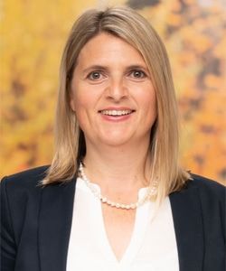 Corinna Pasche-Strasser — Version 1