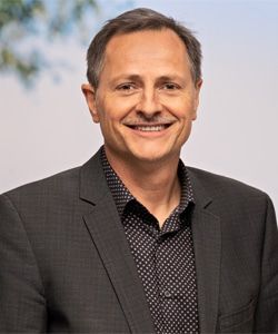 Hans Feuz — Version 1