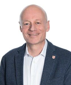 Stefan Leuthold — Version 1
