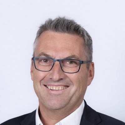 Stefan Mühlemann — Version 2