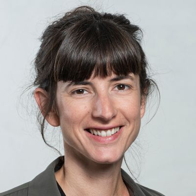 Joëlle Minacci — Versiun 2